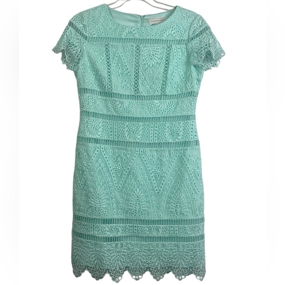 Katherine Kelly pastel green eyelet embroidered sheath dress. Size 10 GUC - Picture 6 of 7